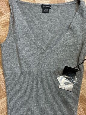 J.Crew Cashmere V-Neck Sweater Vest Size Medium